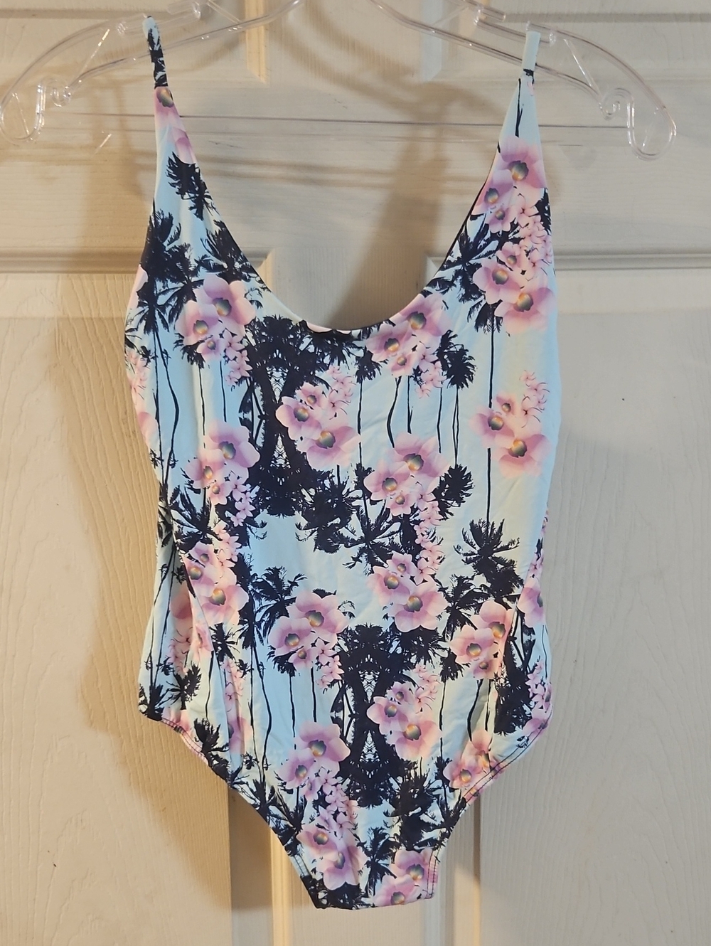 GURIA BEACHWEAR SKY BLUE FLORAL CHEEKY ONE PIECE SWIMSUIT: NWOT: SIZE S (2/4)